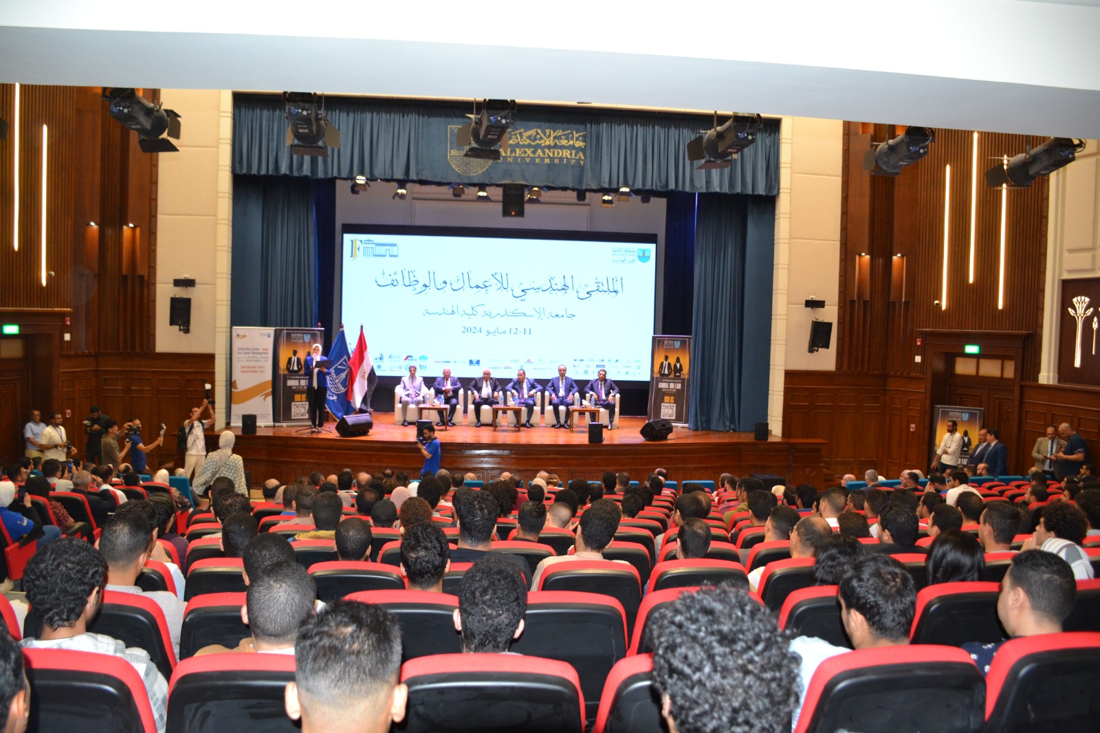 2ce1bc7a 61d9 424e bae1 de4422e38019