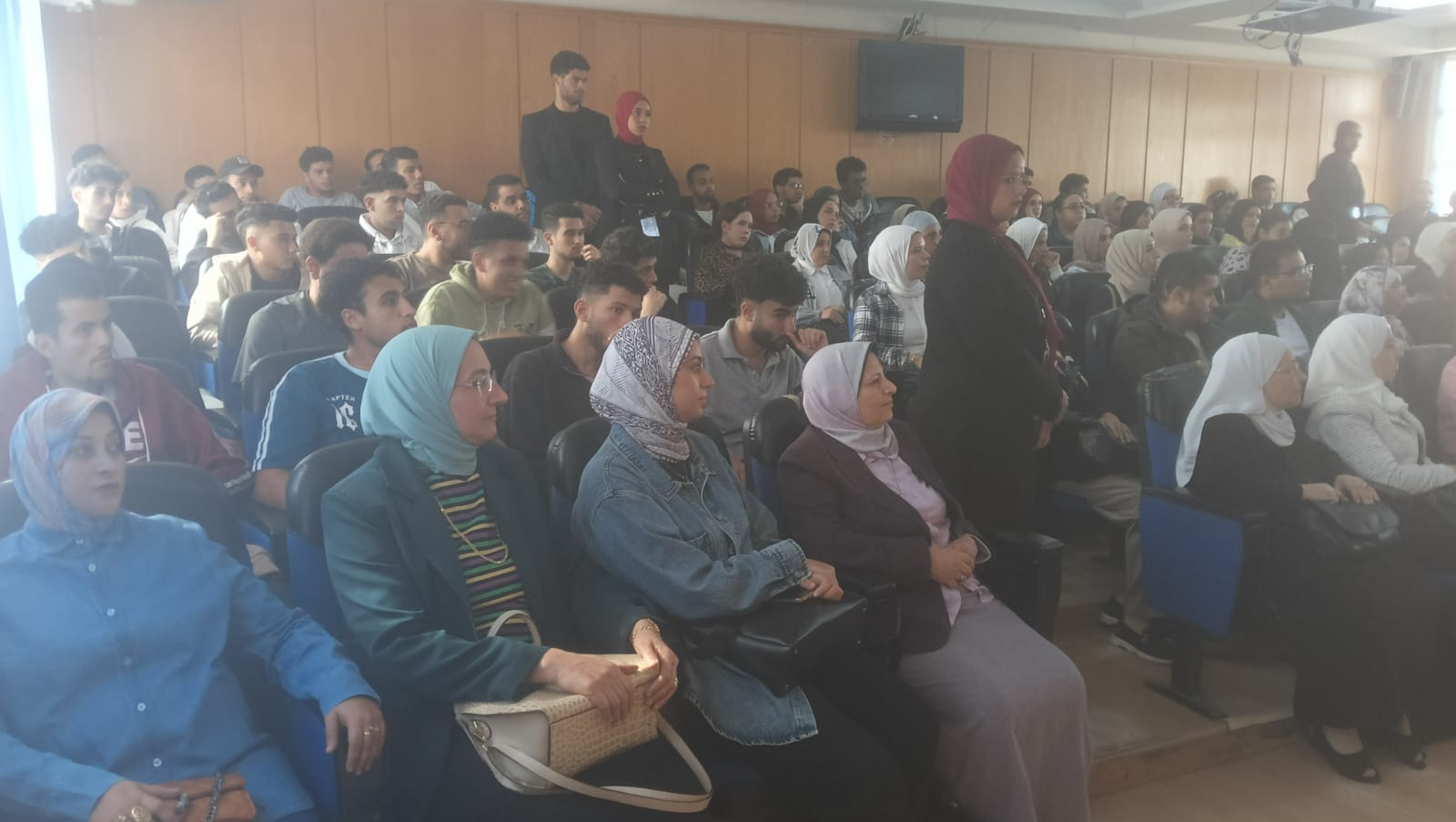 458b7d6a c8d7 40ce 903d f7552af1c0d1