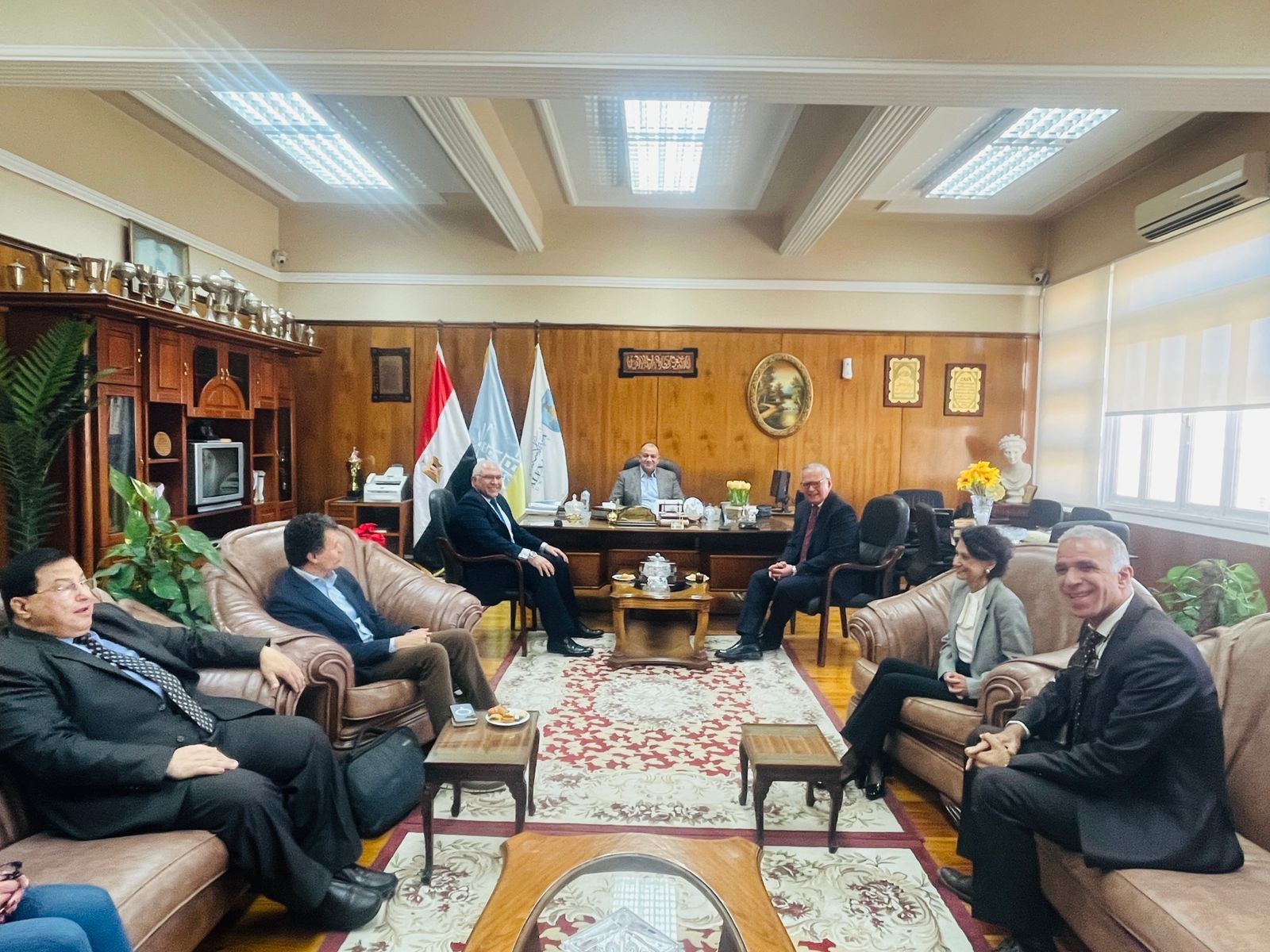 4a952c9f fb77 4985 9322 0c900cf14489