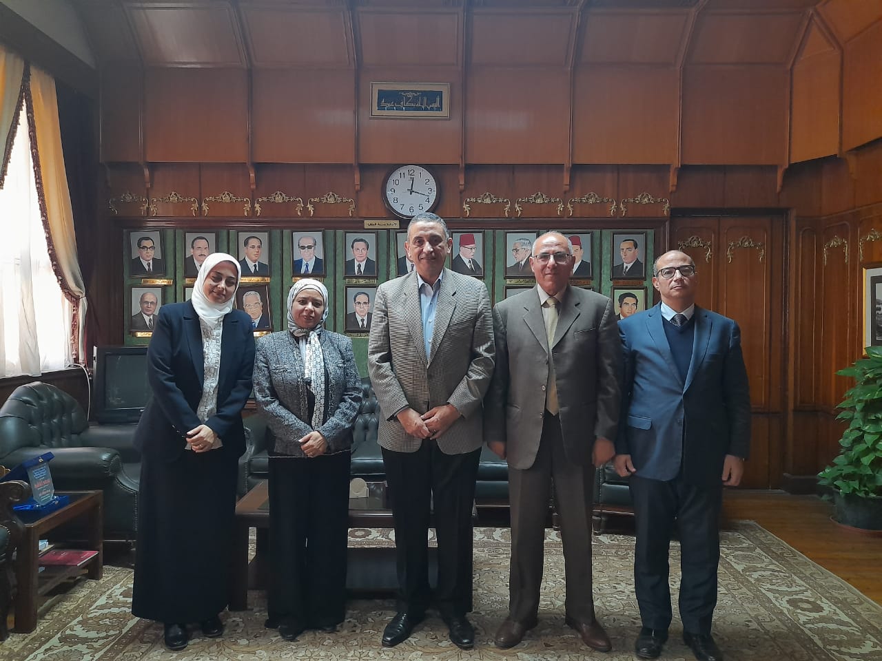 553b254c 0f4e 4e91 bf4b 8cac30cebe1c