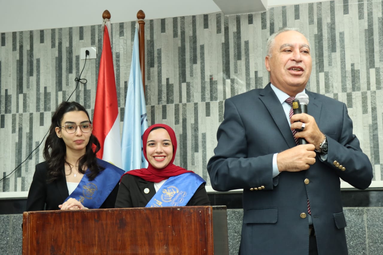 9aaeab2b 8ce4 48df a8d0 6cbc39df250d