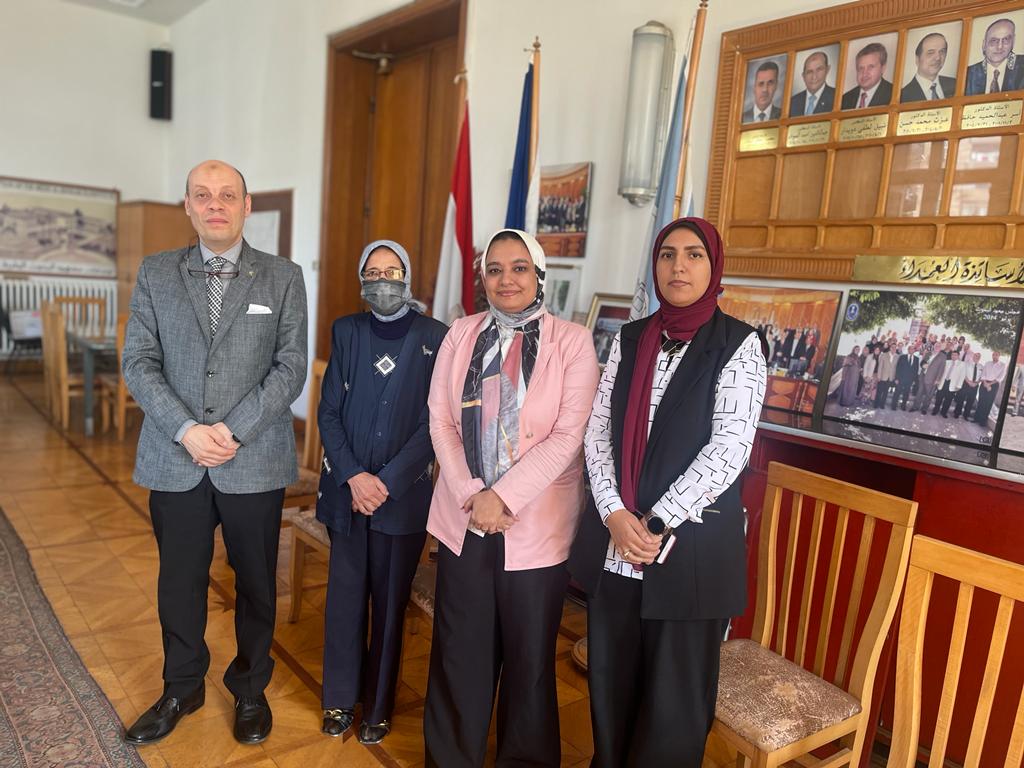 b09e9294 9d98 4d6b b8e7 ce43cafb3b0d