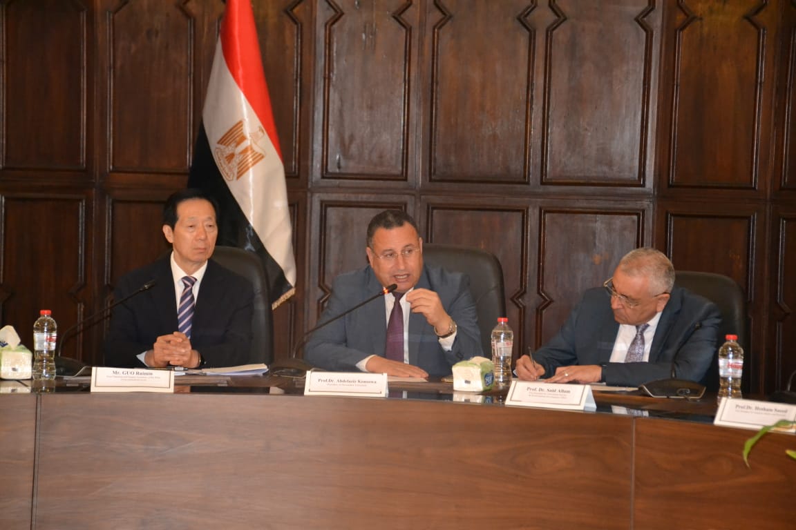 b24293f5 9182 4f06 a807 f0ff72c623b8