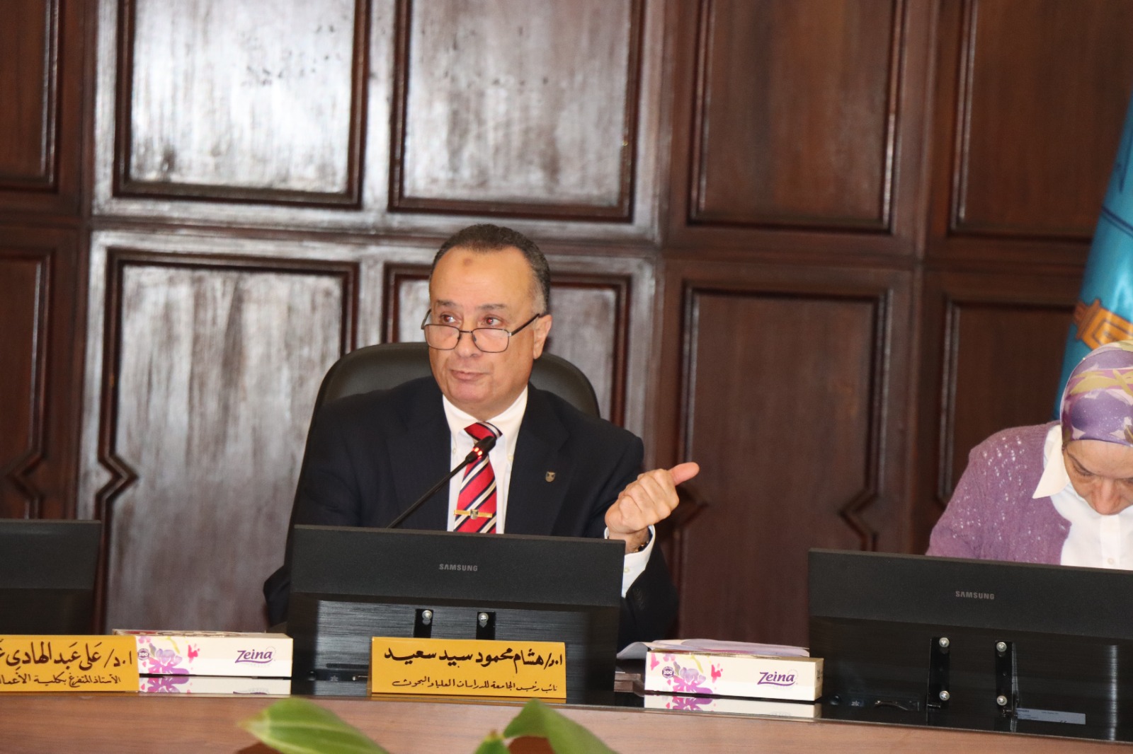 c4072ca0 2f1e 475b acf0 ccd611b0776f