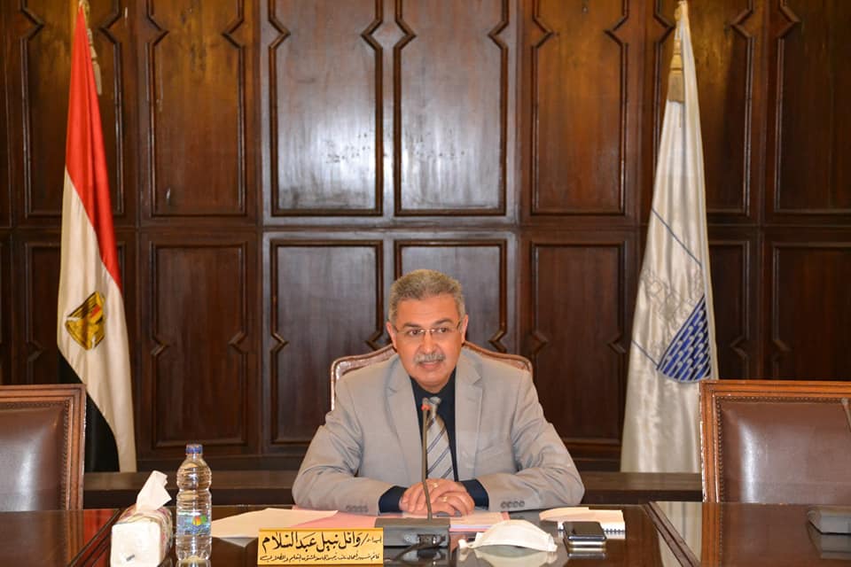 dr.wael.nabil.vice.president.alexandria.university.students