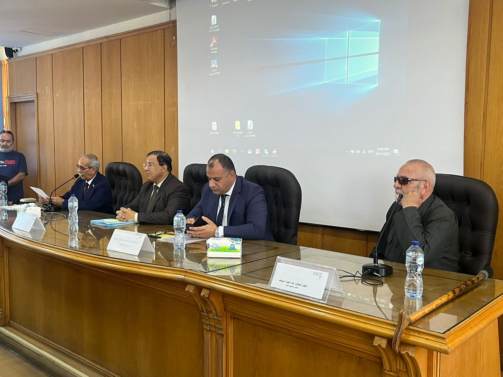 f2cfb737 baf1 462b a082 d7f9d83918bb