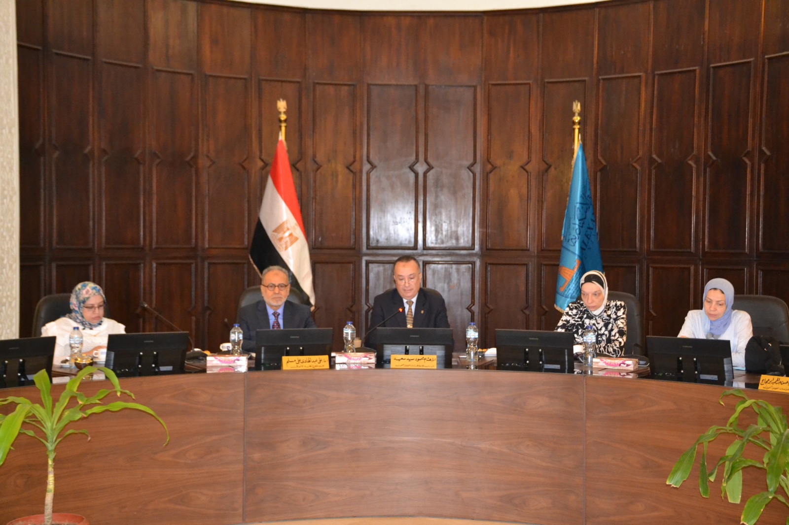 f5bb5274 a79f 47b4 bee4 5163ad2b1e57