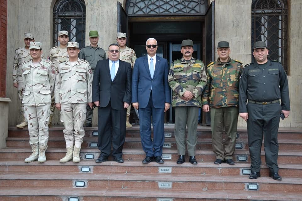 militar