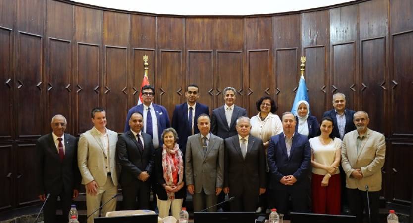 جامعة الإسكندرية تنظم ورشة عمل مع وفد جامعة فيرجينيا تك لبحث تطوير وادي التكنولوجيا والفرع الدولي ببرج العرب